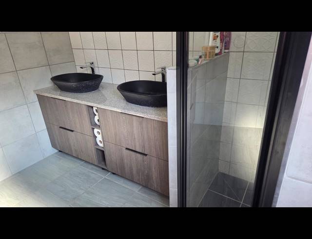 6 BEDROOM HOUSE FOR SALE IN SASOLBURG EXT 23